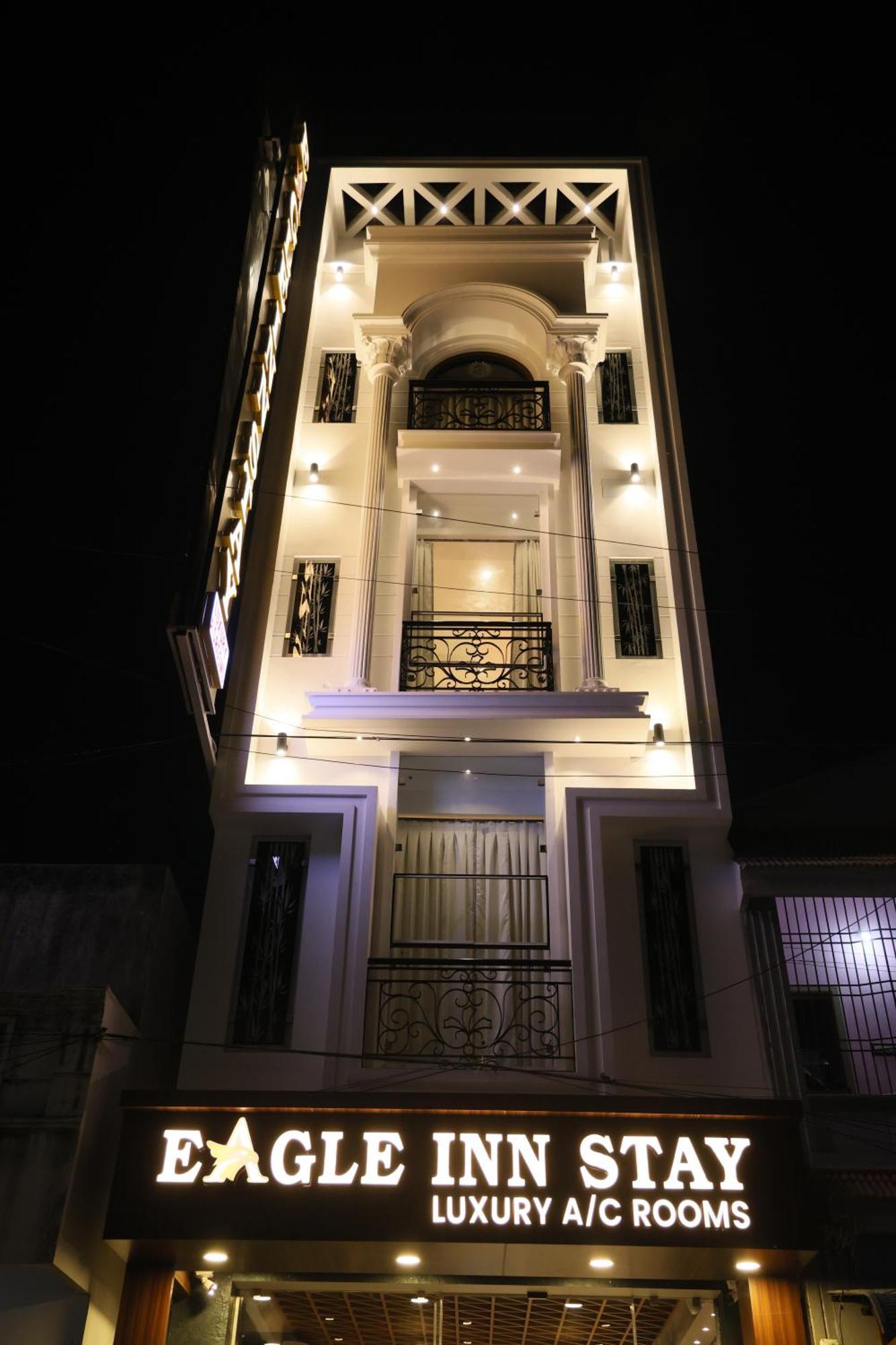 Eagle Inn Stay 甘吉布勒姆 外观 照片