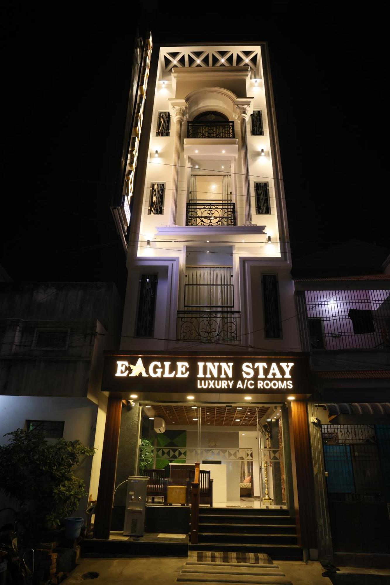 Eagle Inn Stay 甘吉布勒姆 外观 照片