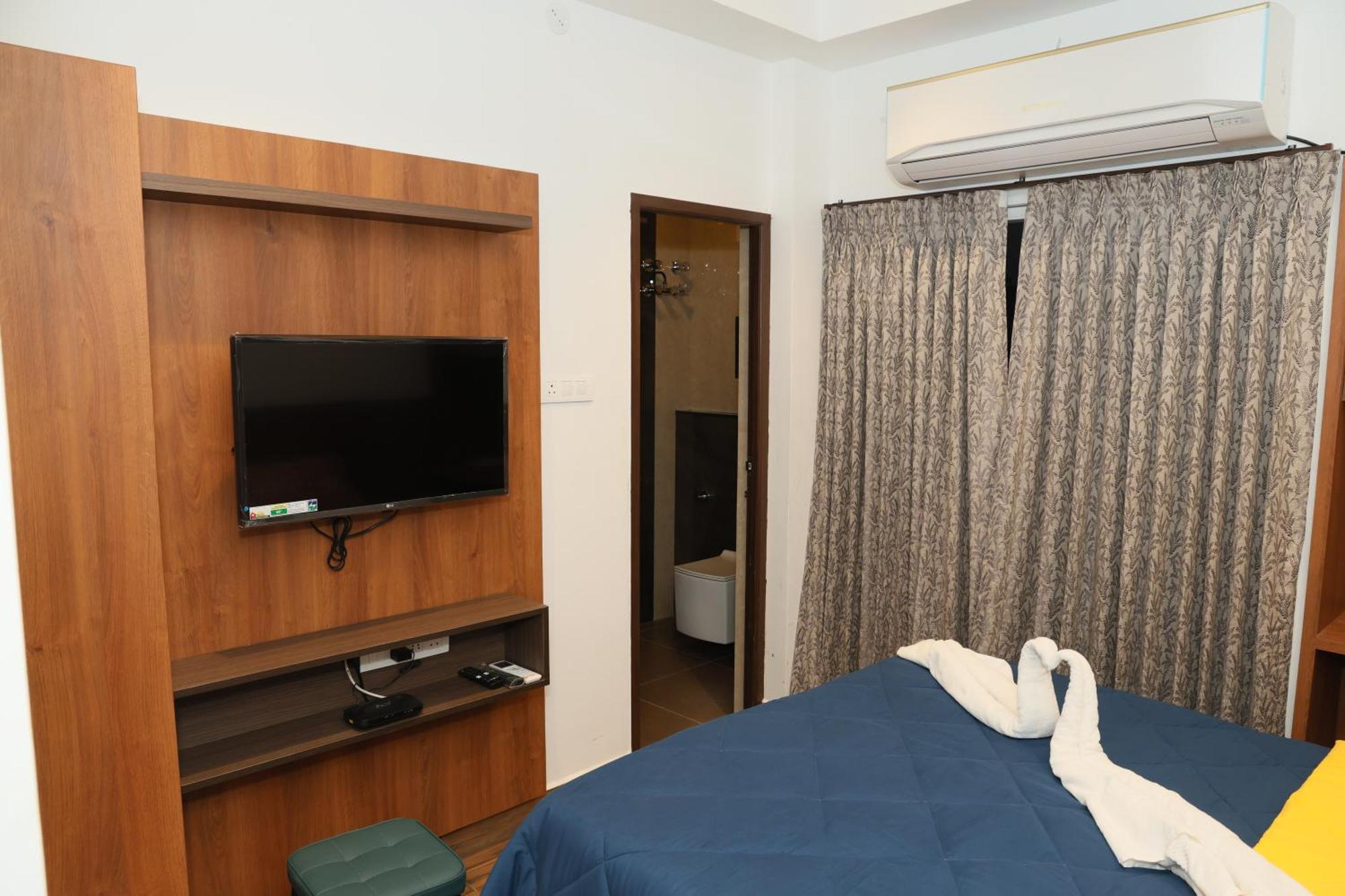 Eagle Inn Stay 甘吉布勒姆 外观 照片